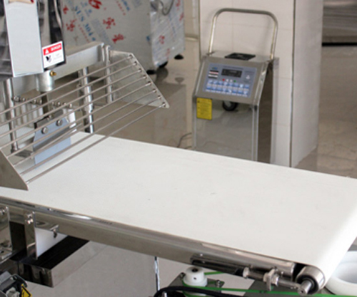 临高AORODO牌移动臭氧发生器